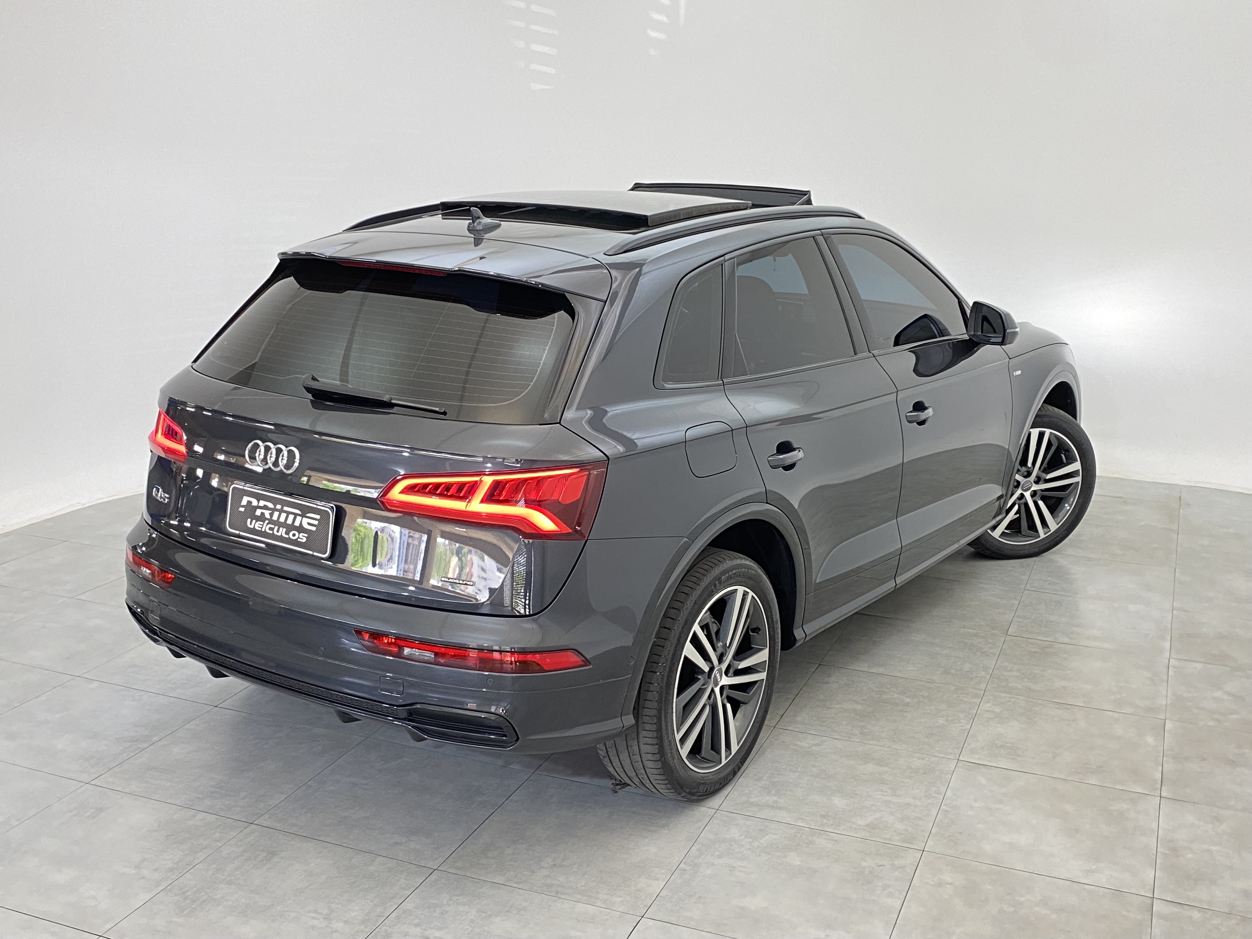 Audi Q5 2.0 TFSI Black Gasolina Automatico Cinza - 2020 - Prime Veículos